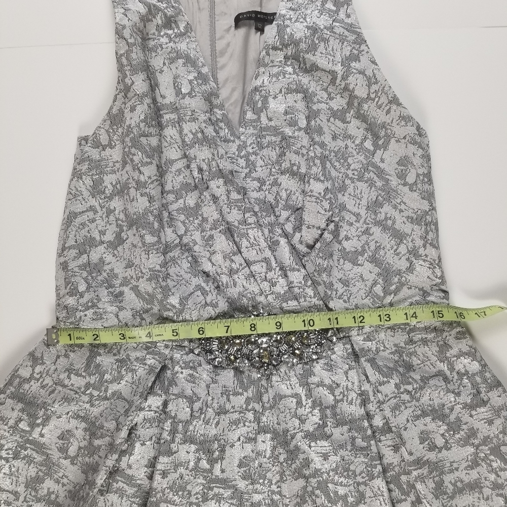 Silver dress - Picture 10 of 12